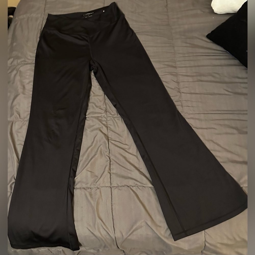 Aeropostale Black High-Waisted Flare Leggings | Cross Waist | Size L
